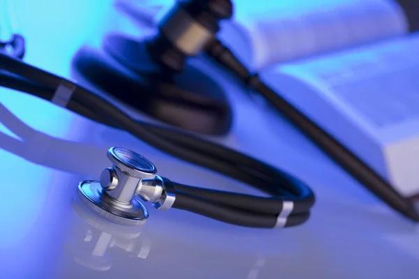 Choosing a Personal Injury Lawyer Key Factors to Consider