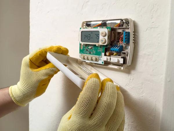 Reliable Solutions Heating & Cooling for Complete Comfort Care