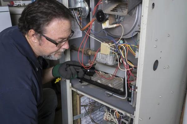 Why Choose Sensigreen Heating, Cooling & Insulation for Your HVAC Needs