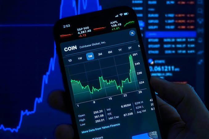 Exploring Financial Management Approaches with GCW-Management