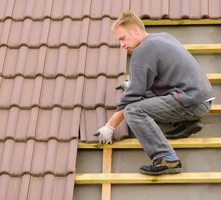 How Bronx roof repair Helps Extend the Life of Your Roof