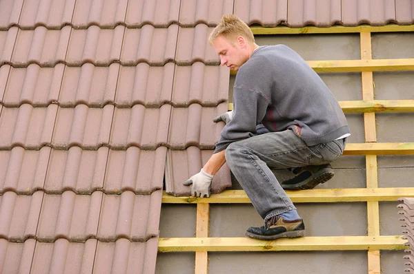 How Bronx roof repair Helps Extend the Life of Your Roof